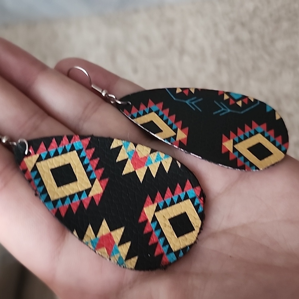 Geometric Patterned Teardrop Earrings - image 2